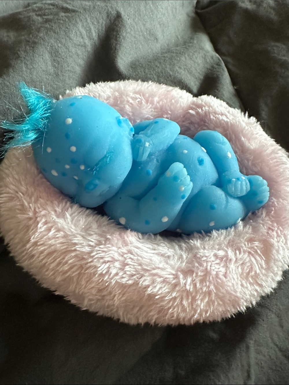 Collectors! Tiny silicone Avator handmaid, baby doll with bed.